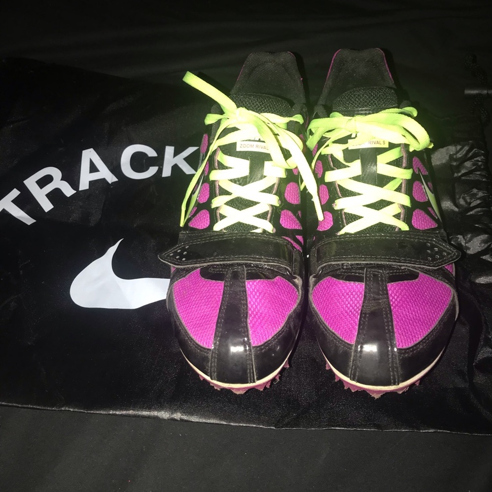 NIKE track & field Shoes w/ Tote